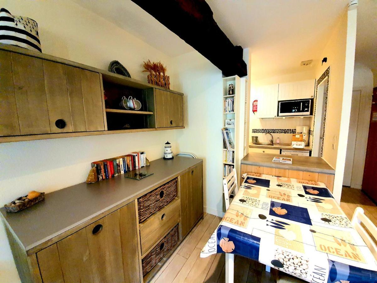 Studio Convivial En Plein Coeur Du Centre Historique De Vannes Apartment Bagian luar foto