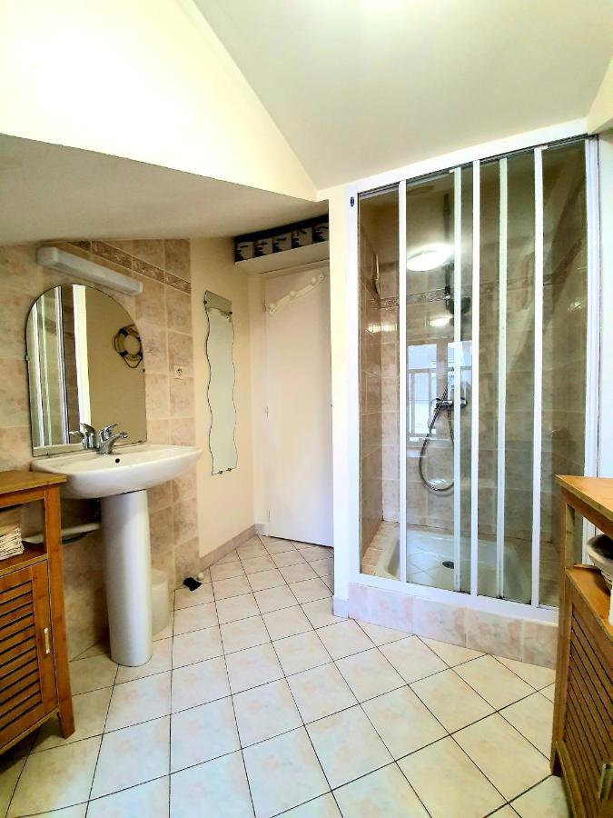 Studio Convivial En Plein Coeur Du Centre Historique De Vannes Apartment Bagian luar foto